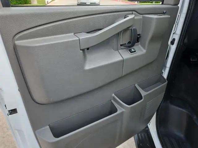 2023 Chevrolet Express Passenger RWD 3500 Extended Wheelbase LT