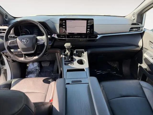 2023 Toyota Sienna XSE