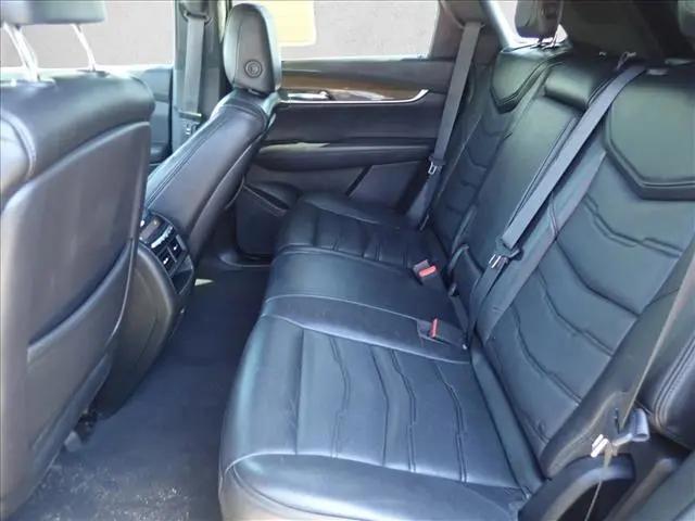 2017 Cadillac XT5 Platinum