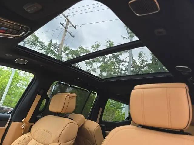 2026 Jeep Grand Wagoneer Summit Reserve 4x4
