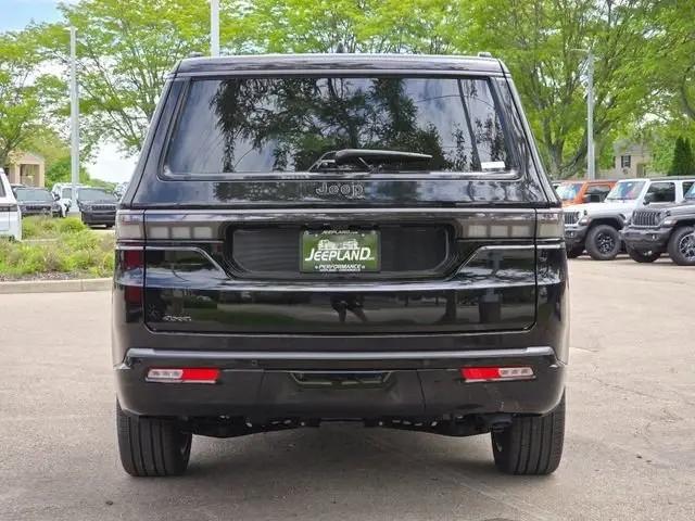 2026 Jeep Grand Wagoneer Summit Reserve 4x4