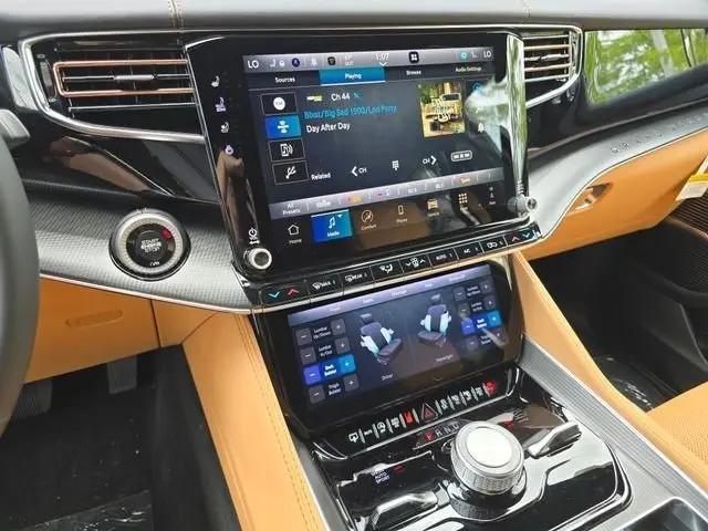 2026 Jeep Grand Wagoneer Summit Reserve 4x4