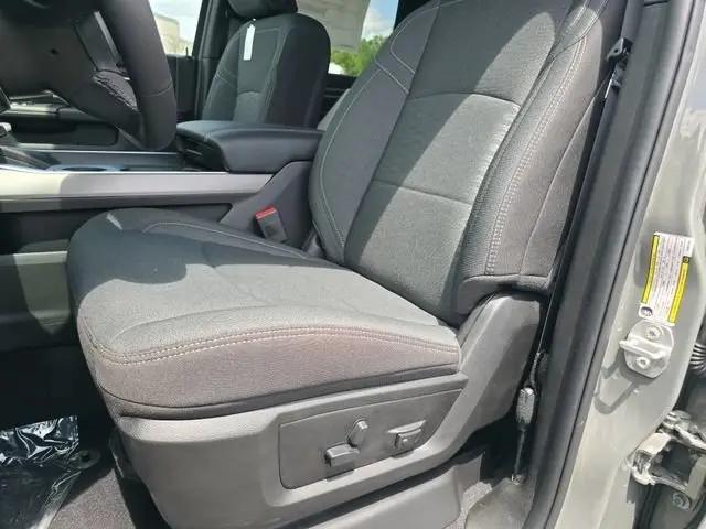 2026 Ram 2500 Big Horn Crew Cab 4x4 6'4" Box