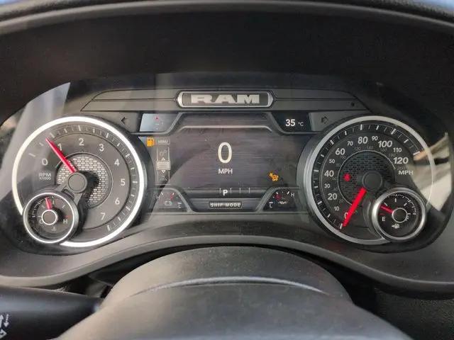 2026 Ram 1500 Express Crew Cab 4x4 5'7" Box