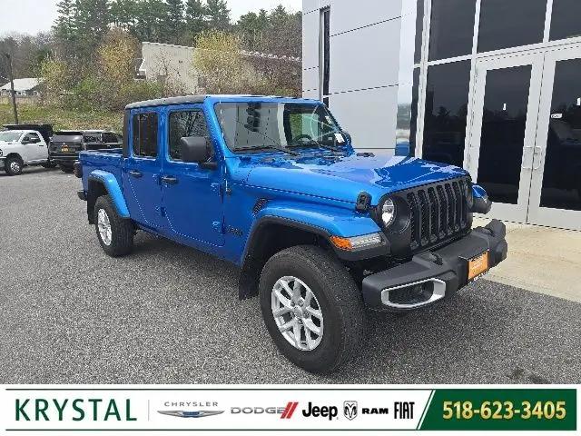 2023 Jeep Gladiator Sport S for sale in Warrensburg, NY