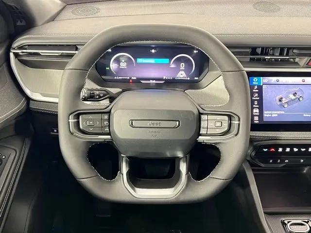 2026 Jeep Cherokee Laredo 4x4