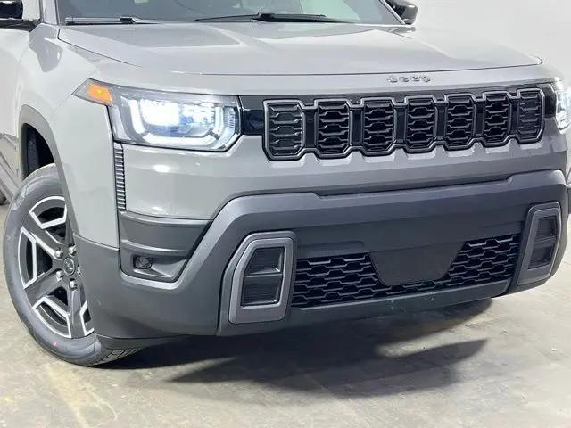 2026 Jeep Cherokee Laredo 4x4