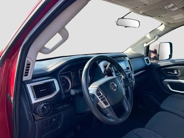 2017 Nissan Titan XD SV