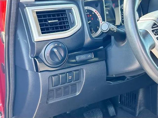 2017 Nissan Titan XD SV