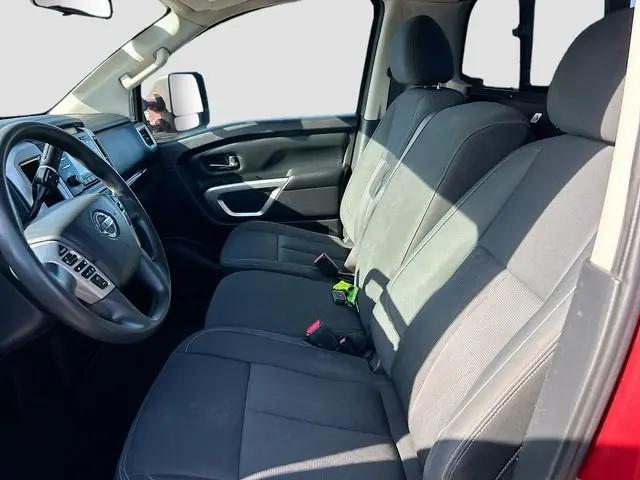 2017 Nissan Titan XD SV