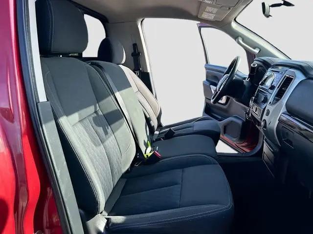 2017 Nissan Titan XD SV