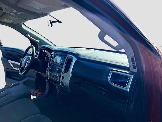 2017 Nissan Titan XD SV