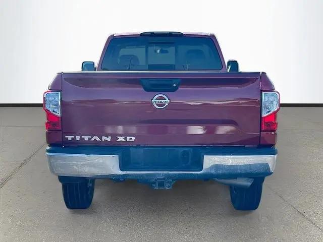 2017 Nissan Titan XD SV