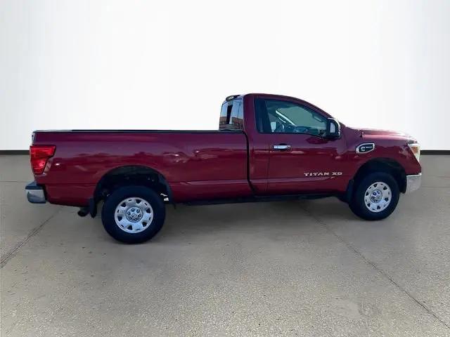 2017 Nissan Titan XD SV