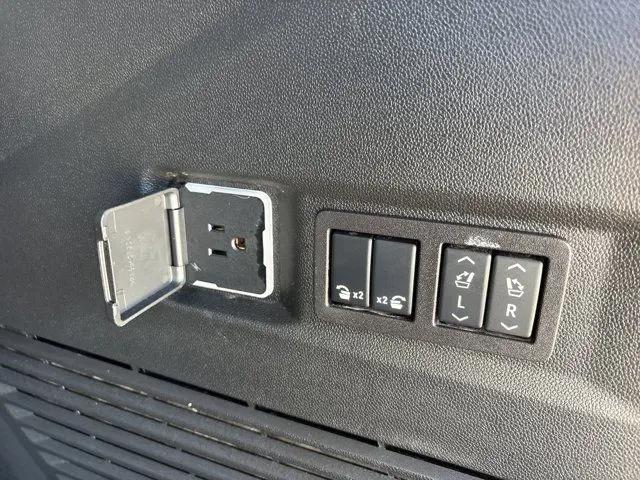 2025 GMC Yukon 4WD AT4 Ultimate