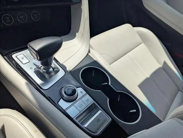 2025 Genesis G70 2.5T RWD