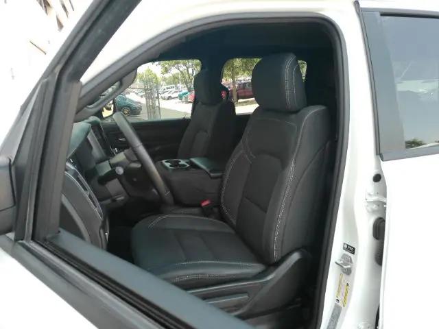 2025 Ram 1500 Tradesman Crew Cab 4x2 5'7" Box