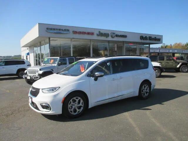 2023 Chrysler Pacifica Limited for sale in Oak Harbor, WA