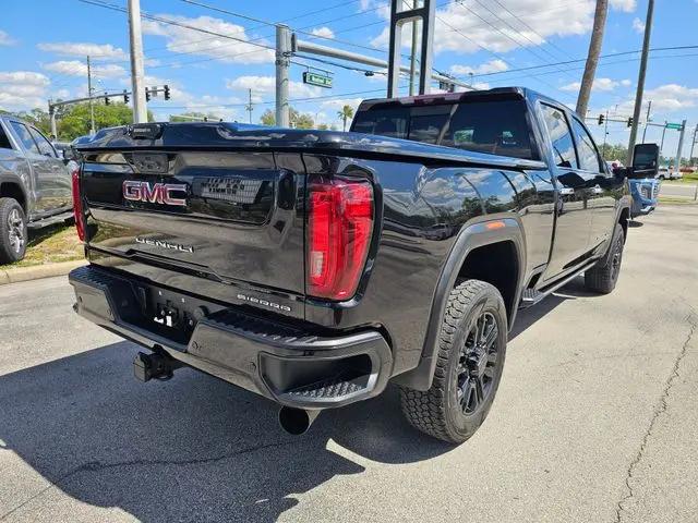2022 GMC Sierra 2500HD 4WD Crew Cab Standard Bed Denali