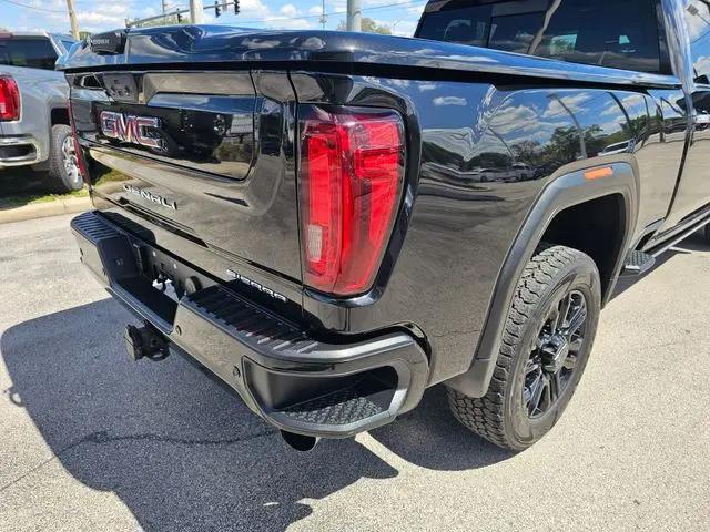 2022 GMC Sierra 2500HD 4WD Crew Cab Standard Bed Denali