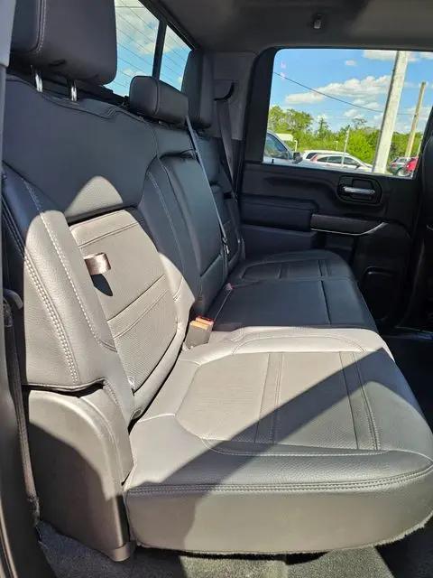 2022 GMC Sierra 2500HD 4WD Crew Cab Standard Bed Denali