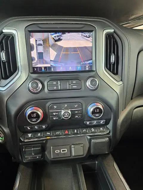 2022 GMC Sierra 2500HD 4WD Crew Cab Standard Bed Denali