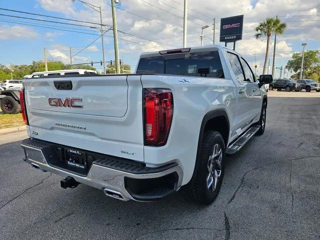 2026 GMC Sierra 1500 Crew Cab, Short Bed, SLT, 4WD