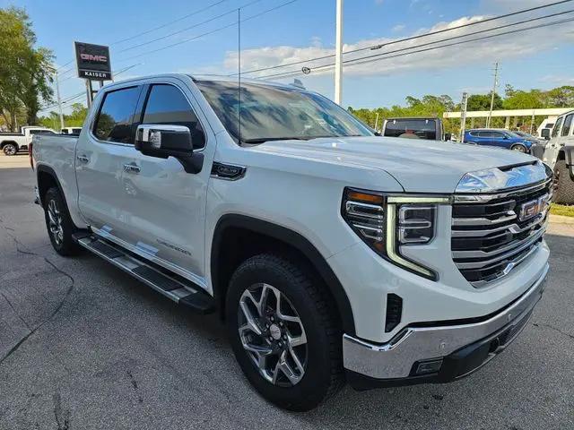 2026 GMC Sierra 1500 Crew Cab, Short Bed, SLT, 4WD