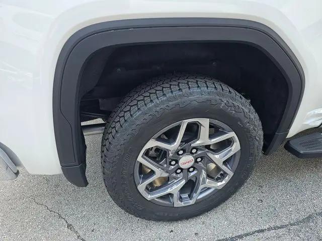 2026 GMC Sierra 1500 Crew Cab, Short Bed, SLT, 4WD