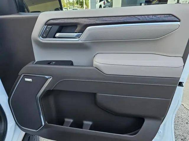 2026 GMC Sierra 1500 Crew Cab, Short Bed, SLT, 4WD
