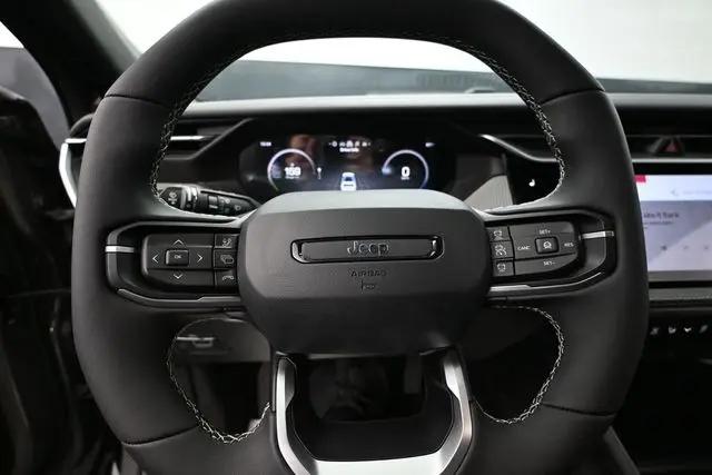 2026 Jeep Cherokee Laredo 4x4