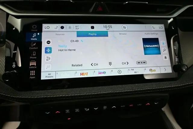 2026 Jeep Cherokee Laredo 4x4