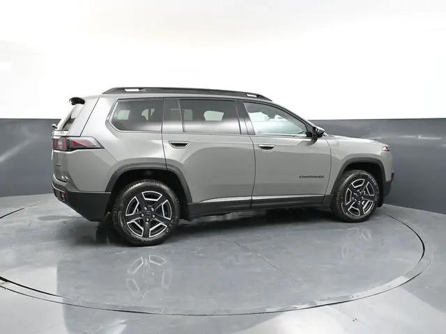 2026 Jeep Cherokee Laredo 4x4