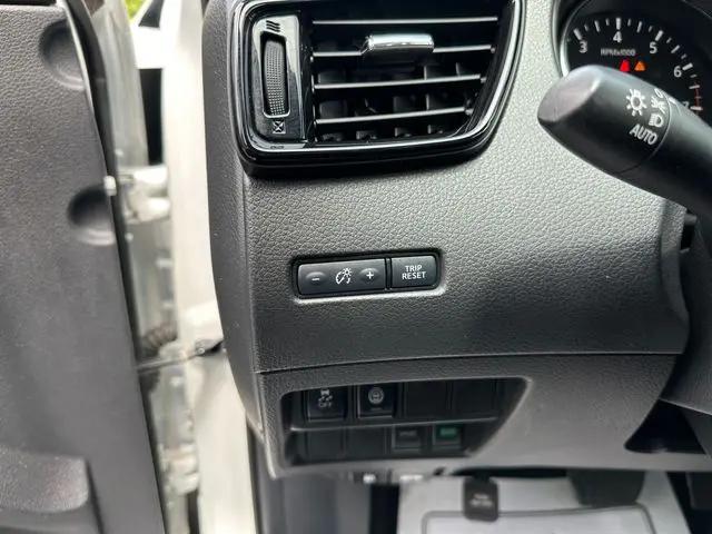2021 Nissan Rogue Sport S FWD Xtronic CVT