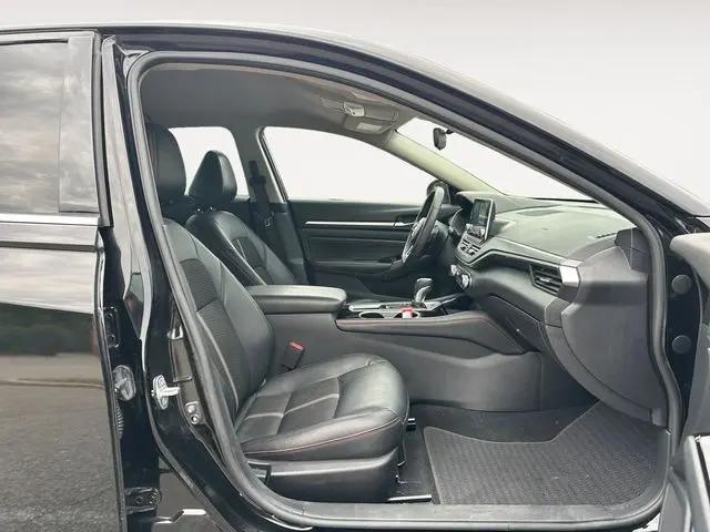 2023 Nissan Altima SR FWD