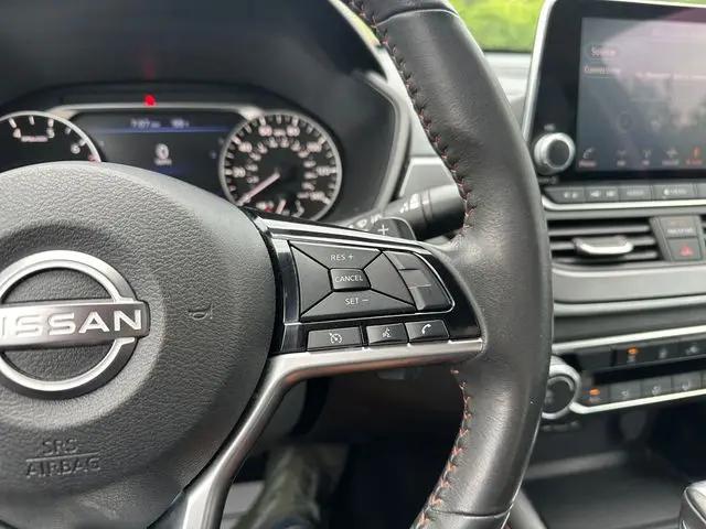 2023 Nissan Altima SR FWD