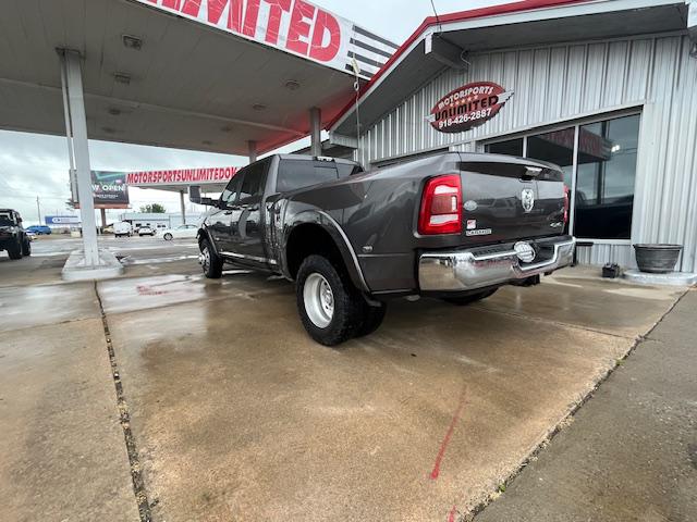 2019 Ram 3500 Laramie Crew Cab 4x4 8' Box