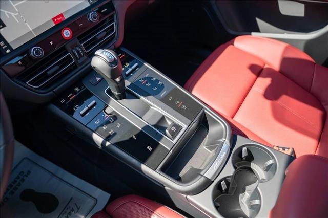 2026 Porsche Macan T