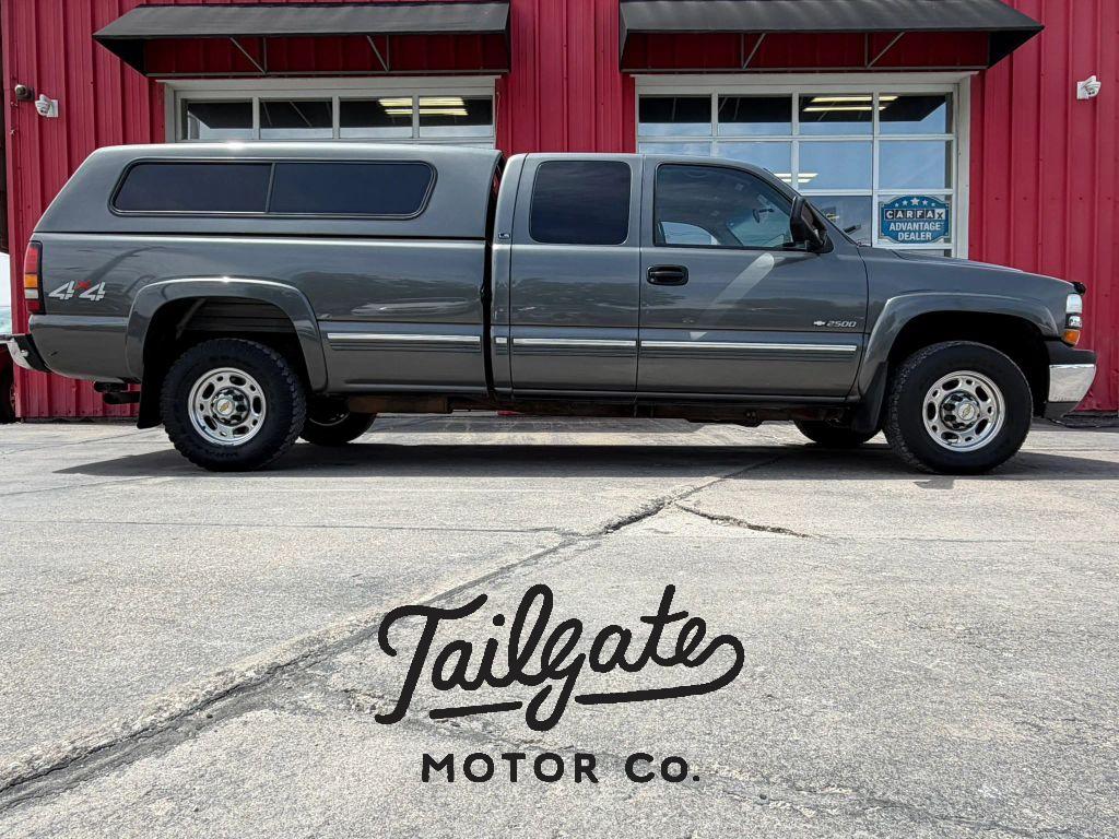 2000 Chevrolet Silverado 1500 2500 LS 4X4 EXTENDED CAB SWB's photo