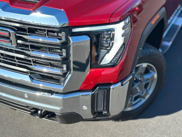 2026 GMC Sierra 2500HD Crew Cab, Standard Bed, SLT, 4WD