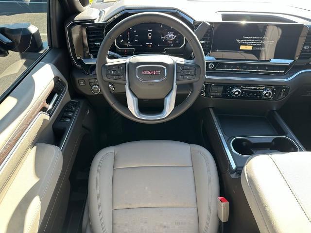 2026 GMC Sierra 2500HD Crew Cab, Standard Bed, SLT, 4WD