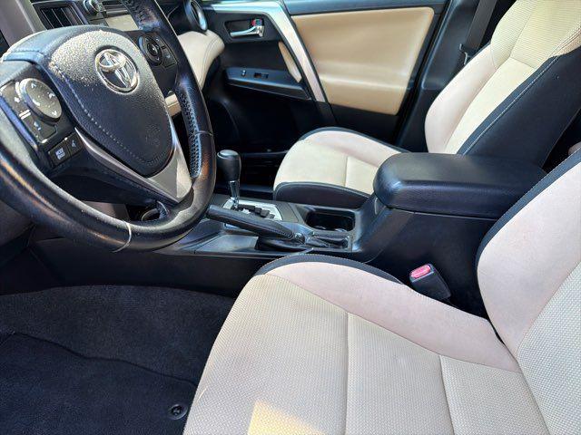 2016 Toyota RAV4 Hybrid XLE