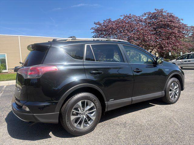 2016 Toyota RAV4 Hybrid XLE