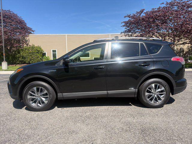 2016 Toyota RAV4 Hybrid XLE
