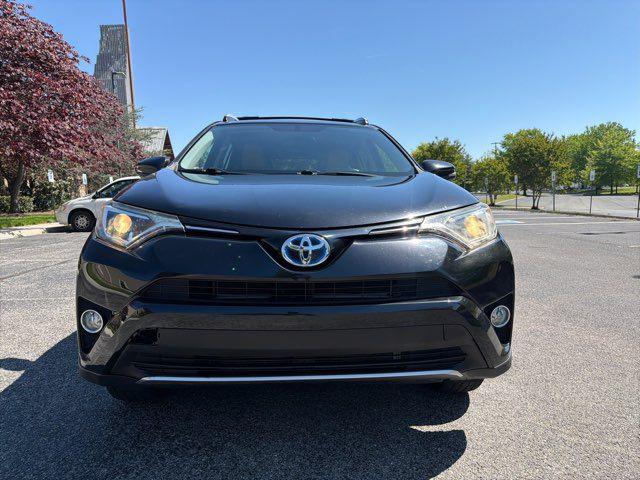 2016 Toyota RAV4 Hybrid XLE