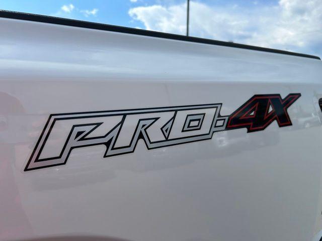 2026 Nissan Frontier Crew Cab Long Bed PRO-4X 4x4