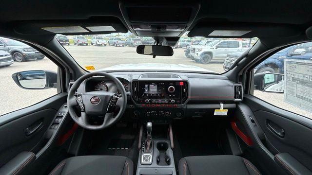2026 Nissan Frontier Crew Cab Long Bed PRO-4X 4x4