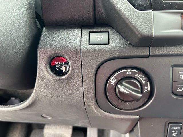2026 Nissan Frontier Crew Cab Long Bed PRO-4X 4x4