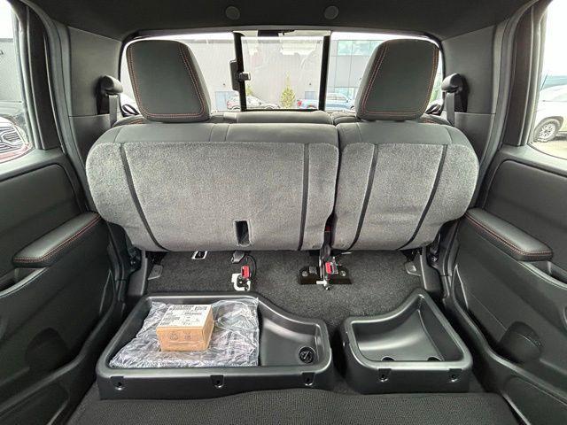 2026 Nissan Frontier Crew Cab Long Bed PRO-4X 4x4