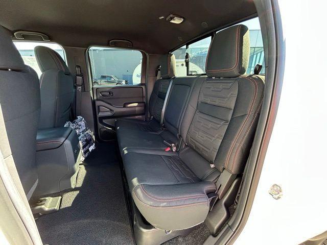 2026 Nissan Frontier Crew Cab Long Bed PRO-4X 4x4
